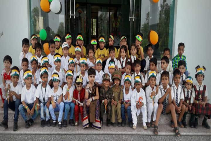 Acme Global School-Independence Day Class Picture