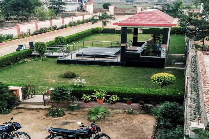 Adarsh Sarovar Public School-Garden