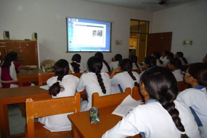 Adarsh Public School-Smart Class