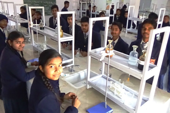 Aditya Public School - Chemistry Lab