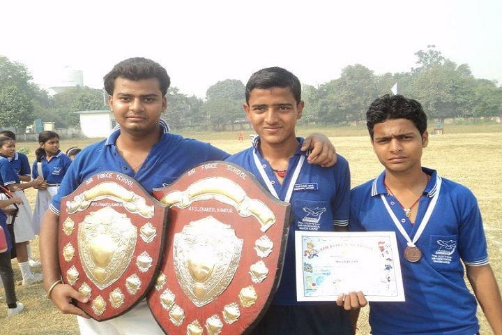 Air Force School-Award Receiving