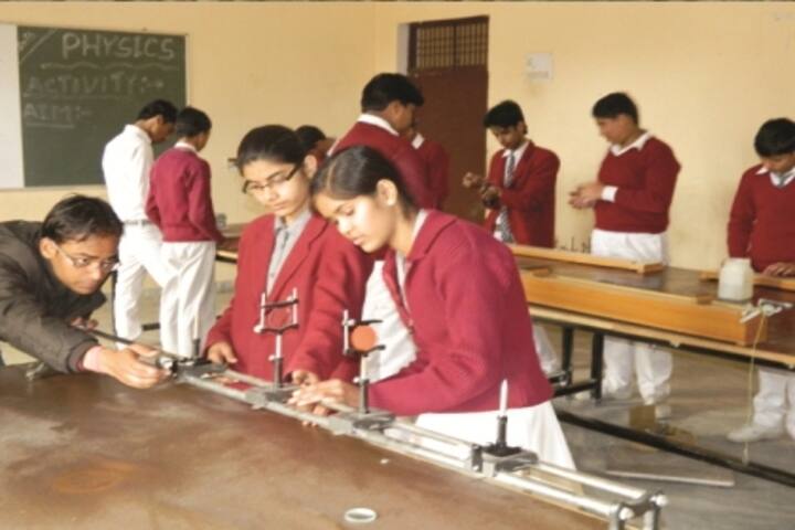 Akanksha Global Academy - Physics Lab