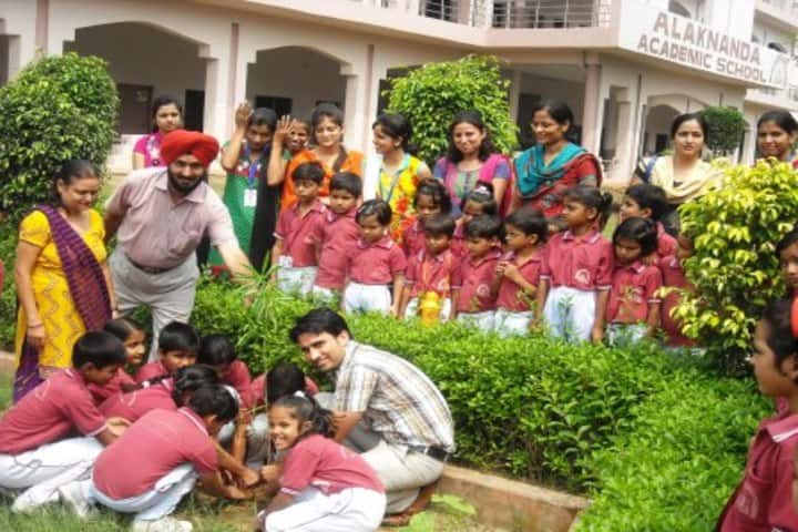 Alakananda Academic School - Hindi Diwaas