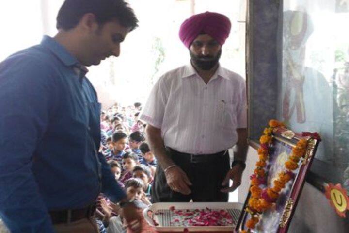 Alakananda Academic School - Patriotic Day