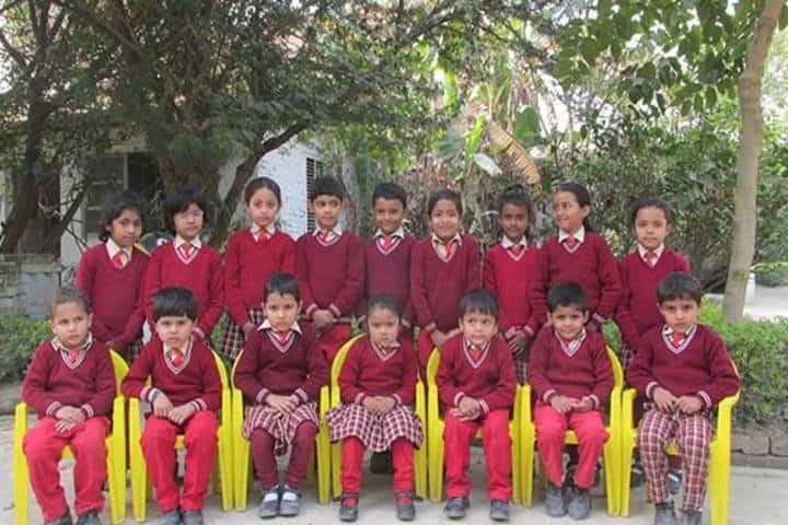 Aliyah Public School - Kg Class Picture