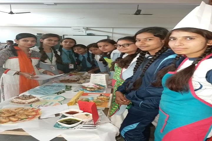 ALPINE PUBLIC SCHOOL-Food Festival