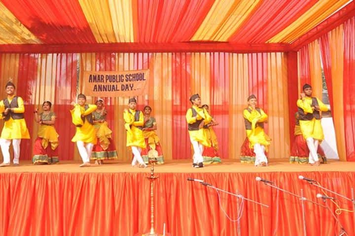 Amar Public School - Group Dance Performance