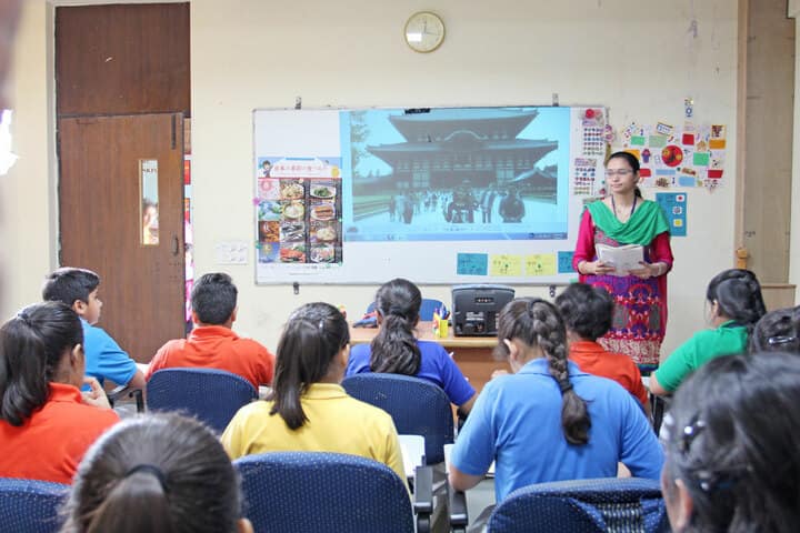 Amity International School-language Room
