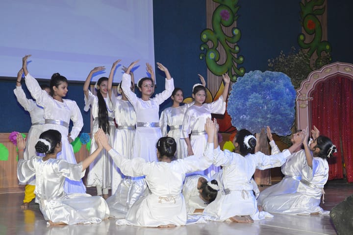Amity International School-Group Dance