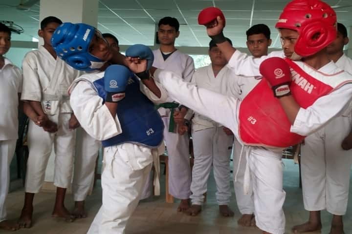 Anand Memorial Academy - Kick Boxing