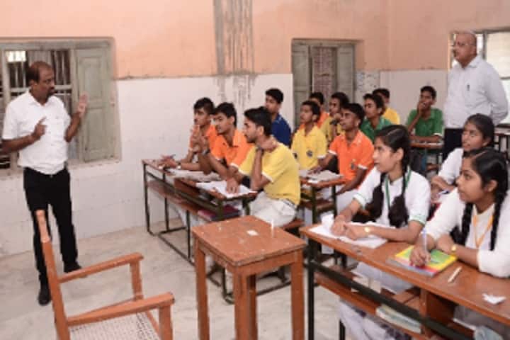 Anil Saraswati Vidhya Mandir Higher Secondary School-classroom