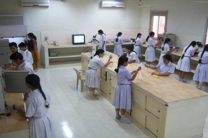 Army Public School-Biotech Lab