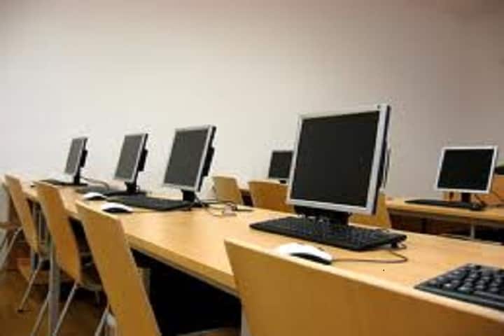 Aryan International Public School-Computer Lab