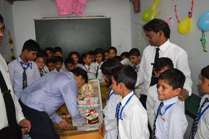 Ashok Public School-Teachers day celebrations