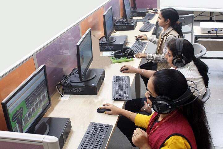 Aspam Scottish School-Computer Lab