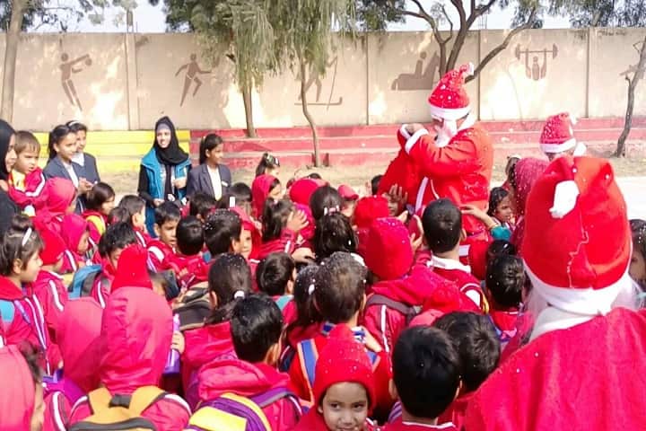 Ayesha Tarin Modern Public School-Festival Celebration