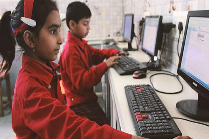 Babu Bodh Raj Convent School-Computer Lab