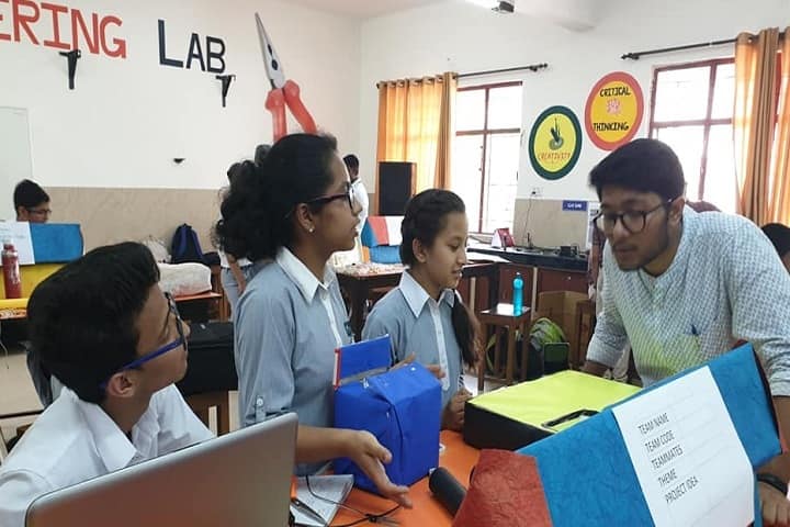 Bal Bharati Public School-Computer Lab