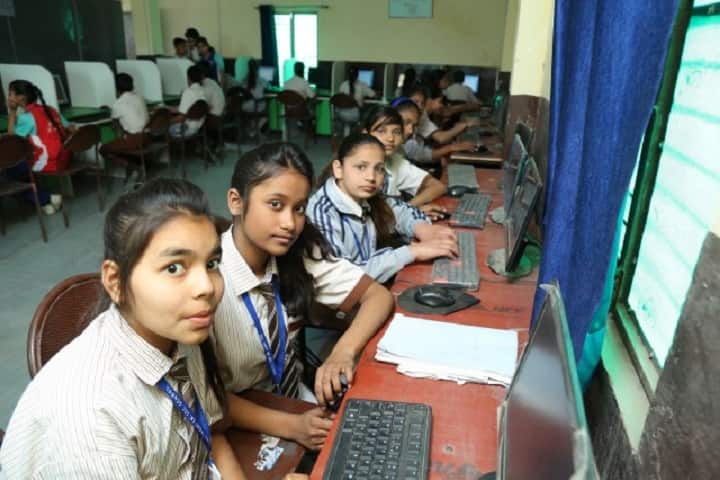 Bal Jagat Senior Secondary School-Computer Lab