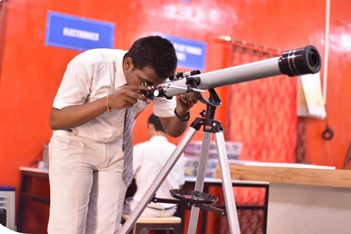 Bal Vidya Mandir Senior Secondary school-Physics Lab