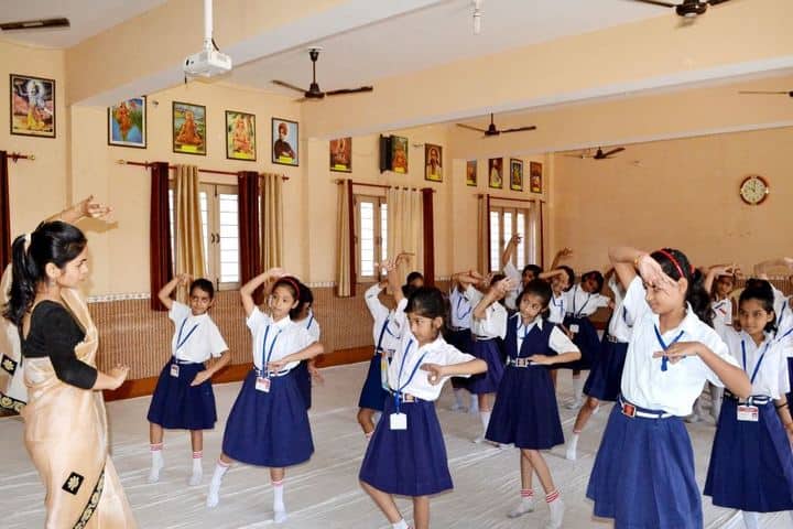 Baleram Brajbhushan Saraswati Shishu Mandir-Dance Classes