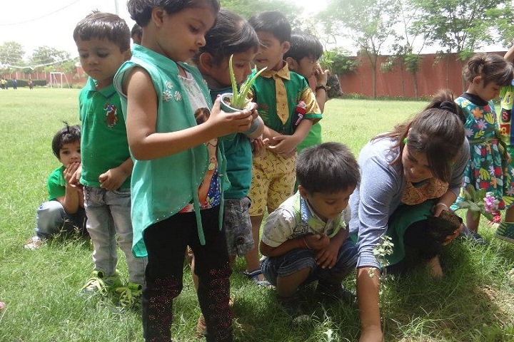 Baluni Public School-Earth Day