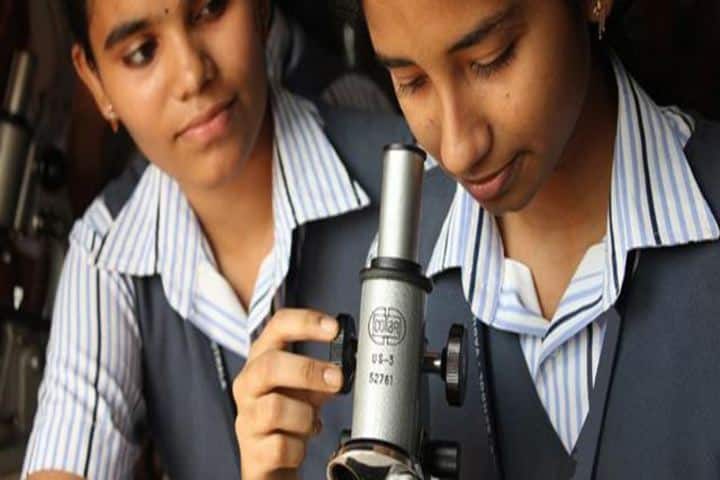 Santoba International School-Science Lab