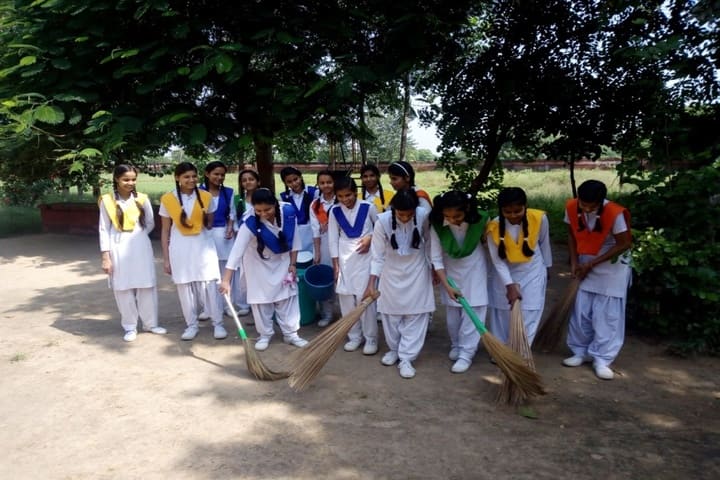 Bharat Vikas Parishad Kanya Ucha Madhyamik Vidyalaya-Swatchh Bharath