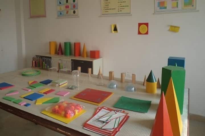 Bloom Public School-Mathematics Lab
