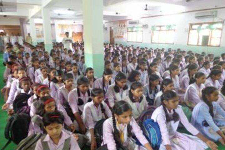 Saraswati Vidya Mandir-Students