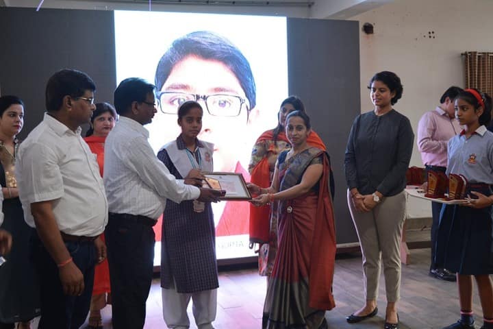 Blooming Dale School- Prize Distribution