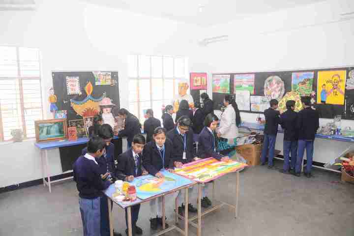 Blue Diamond Public School-Art Room