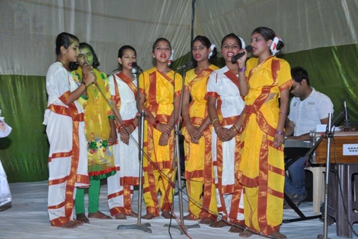 Brij Dham Vidya Mandir-Singing