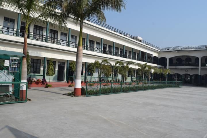 Brownwood Public School-Campus