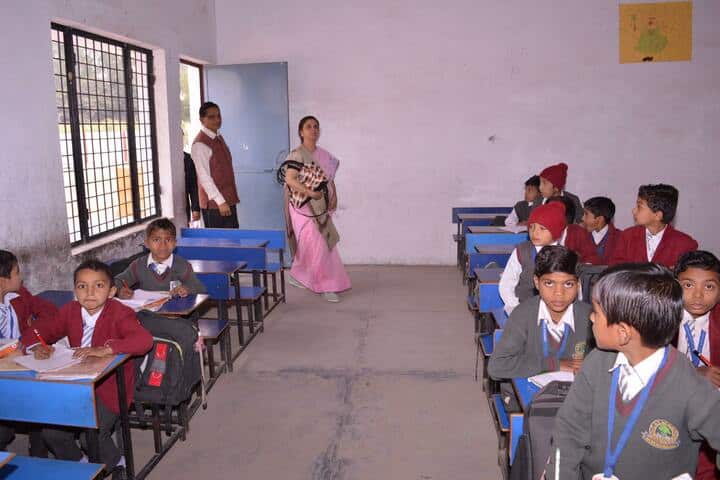 C N S Academy-Class Room