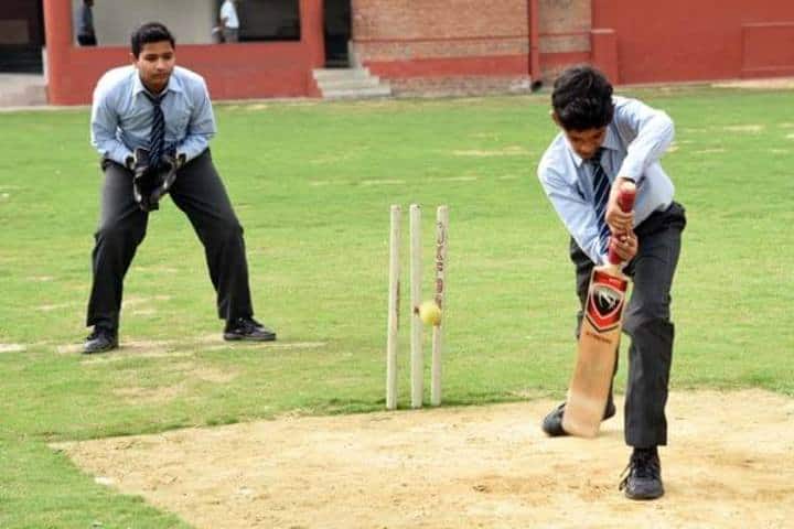 Cambridge School-Cricket