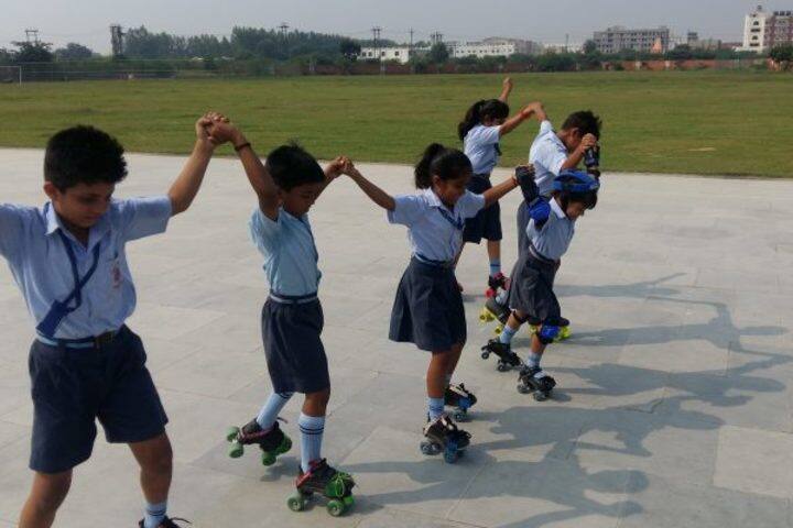Cambridge School-Skating