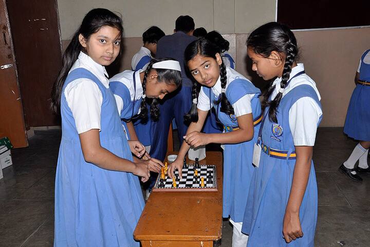 Canossa School-Chess