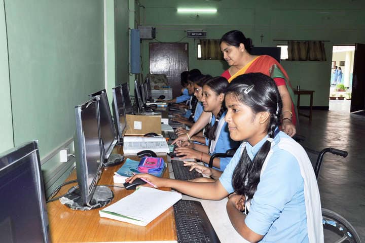 Canossa School-Computer Lab