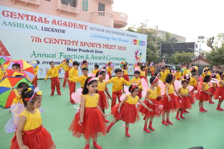 Central Academy-Dancing