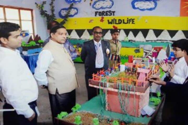 Central Agra Public School-Exhibition