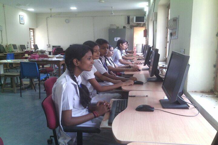 Central Hindu Girls Senior Secondary School-Computer Lab
