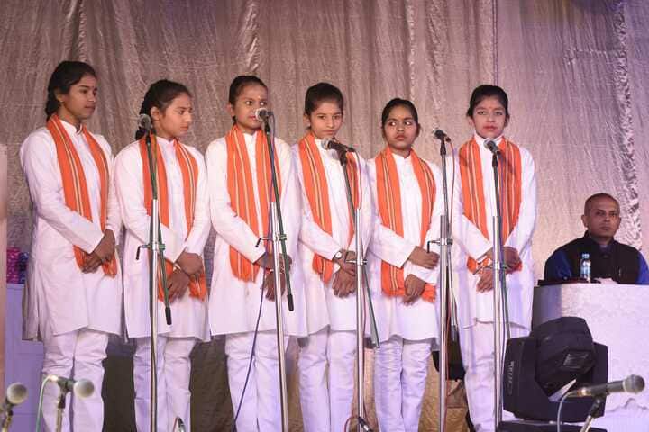 Central Hindu Girls Senior Secondary School-Singing