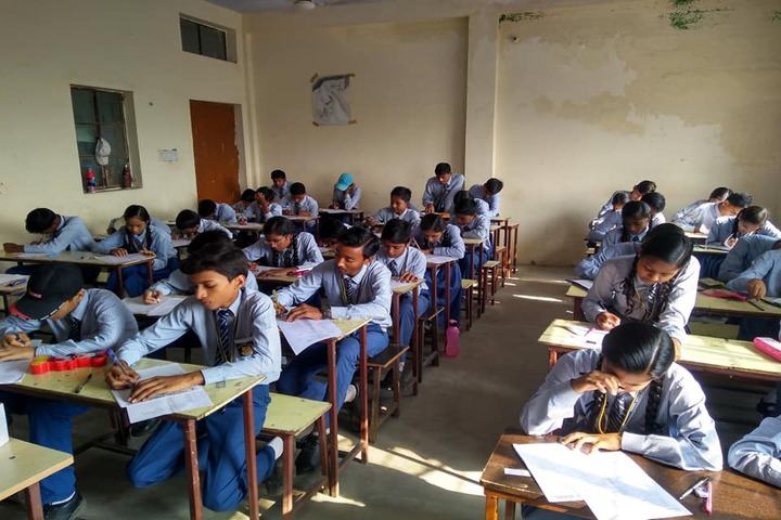  Central Public School-Class Room