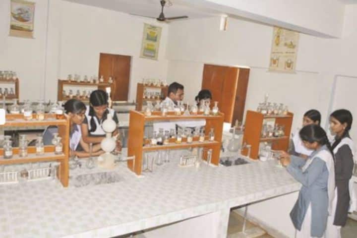 Central Public School-Chemistry Lab