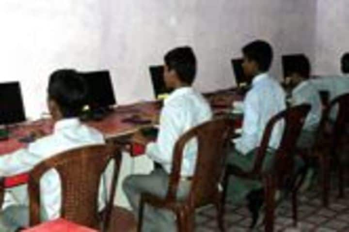 Sarswati Vidya Mandir-Computer Lab