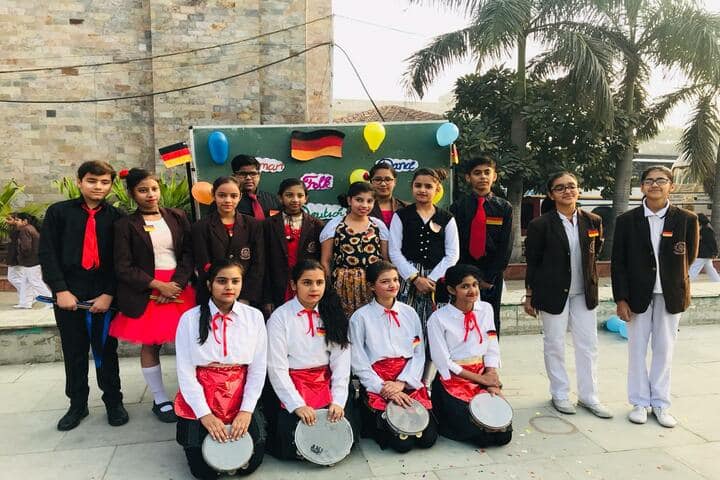 Ch Chhabil Dass Public School -School Band