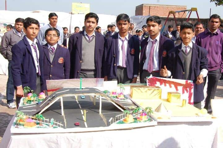 D A V Public School-School Exhibition