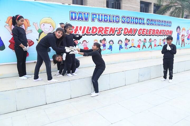 D A V Public School-Children