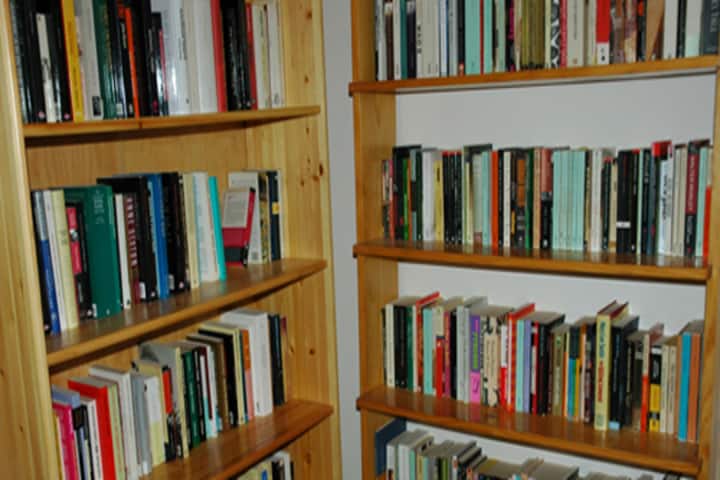 D D Model School-Library